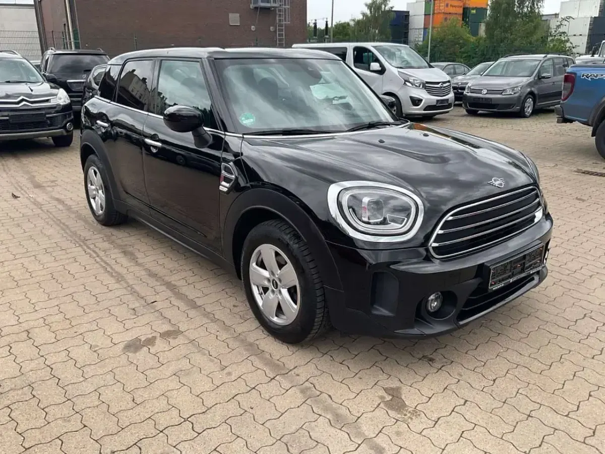 Gebraucht Mini One D 116 PS (85 kW) 2021 Midnight black metallic Kleinwagen