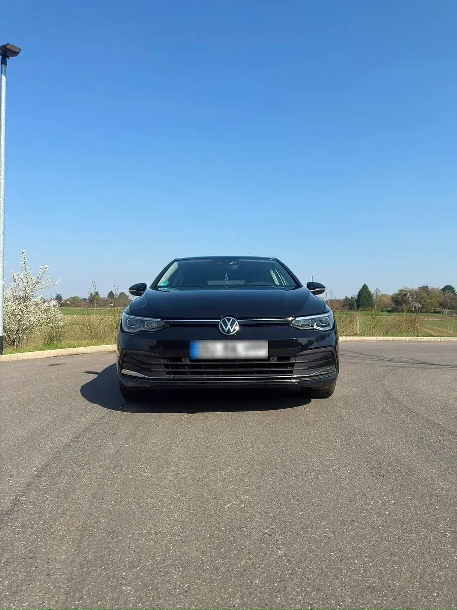 Gebraucht VW Golf VII Style 150 PS (110 kW) 2020 Schwarz Limousine