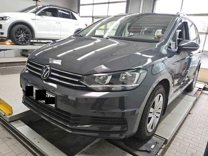 Delfingrau Gebraucht 2020 VW Touran Comfortline Van / Kleinbus | 21.890 € (Fairer Preis) - Bild 1/4
