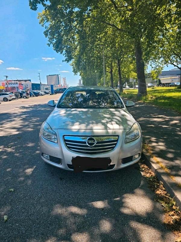 Gebraucht Opel Insignia Edition 131 PS (96 kW) 2008 Silber Limousine
