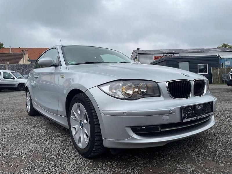 Silber Gebraucht 2008 BMW 116 Advantage Kleinwagen | 2.500 € (Guter Preis) - Bild 1/4