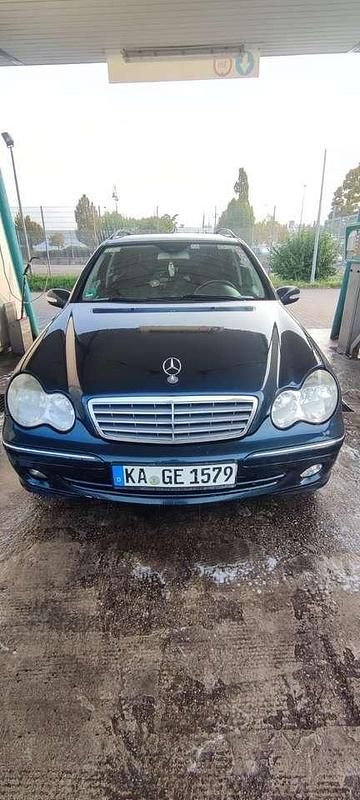 Gebraucht Mercedes C320 Elegance 224 PS (164 kW) 2005 Schwarz Kombi