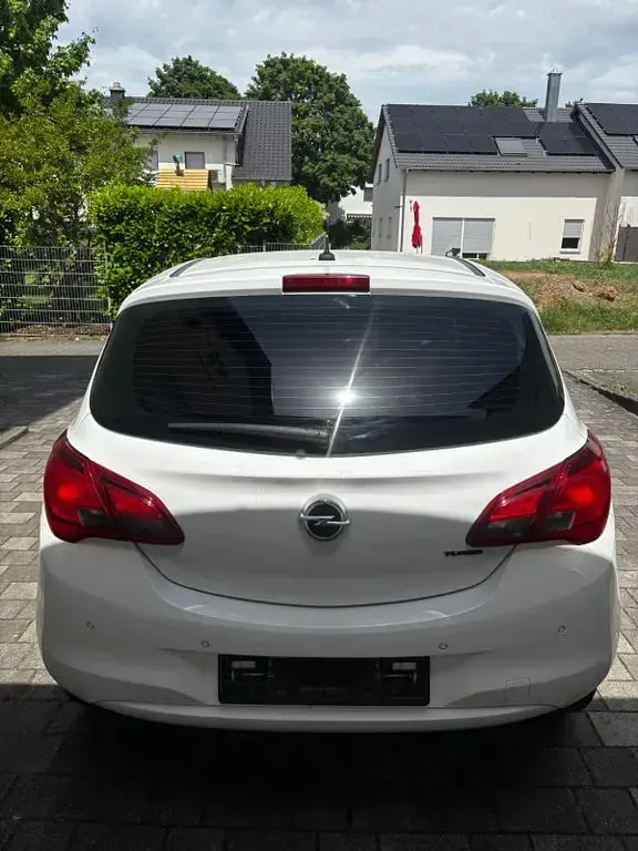 Gebraucht Opel Corsa Edition 90 PS (66 kW) 2015 Weiß Kleinwagen