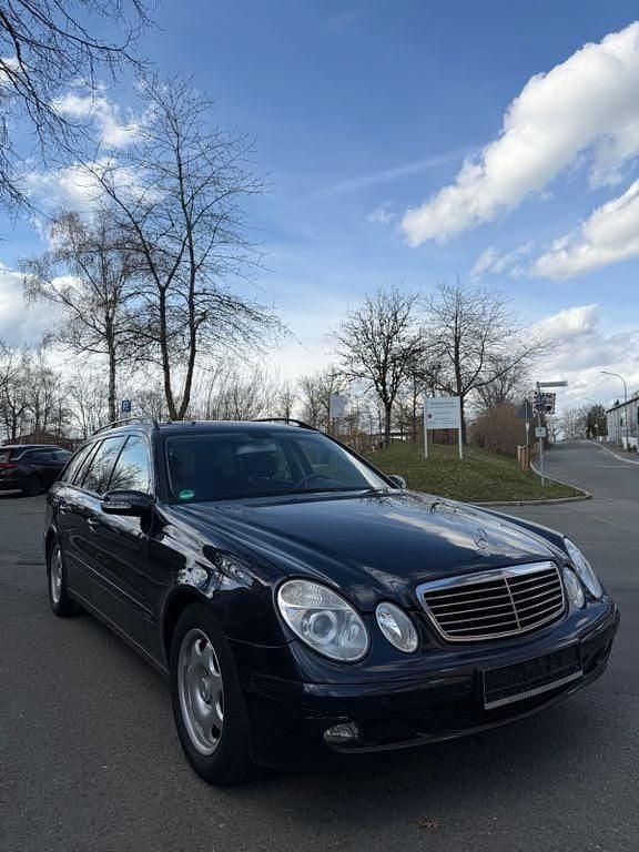 Gebraucht Mercedes E280 177 PS (130 kW) 2005 Blau Kombi