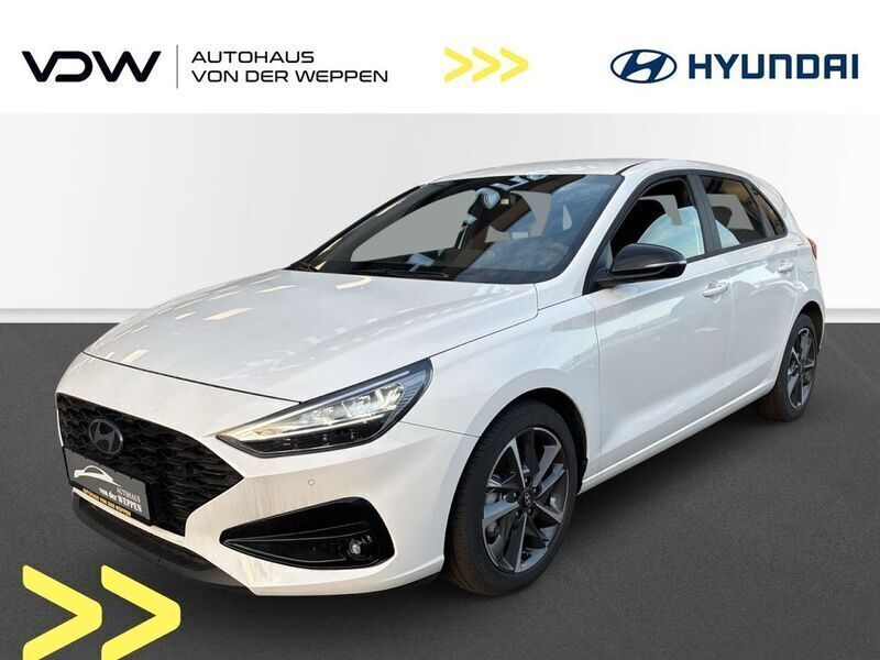 Weiß Neu 2024 Hyundai i30 Advantage Limousine | 25.990 € (Fairer Preis) - Bild 1/4