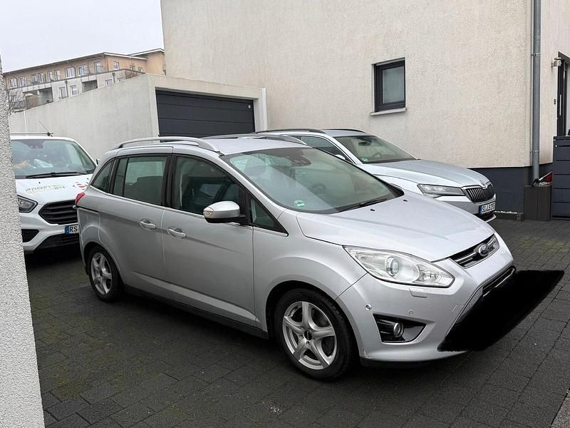 Gebraucht Ford C-MAX Titanium 163 PS (119 kW) 2014 Silber Van / Kleinbus
