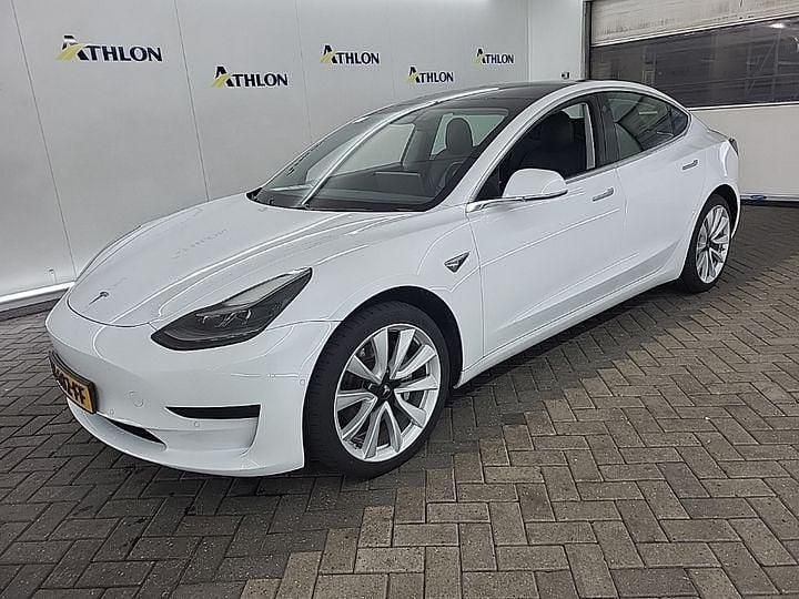 Weiß Gebraucht 2020 Tesla Model 3 Standard Range Limousine | 16.400 € (Guter Preis) - Bild 1/4