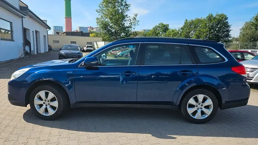 Gebraucht Subaru Legacy Active 150 PS (110 kW) 2010 Blau Limousine