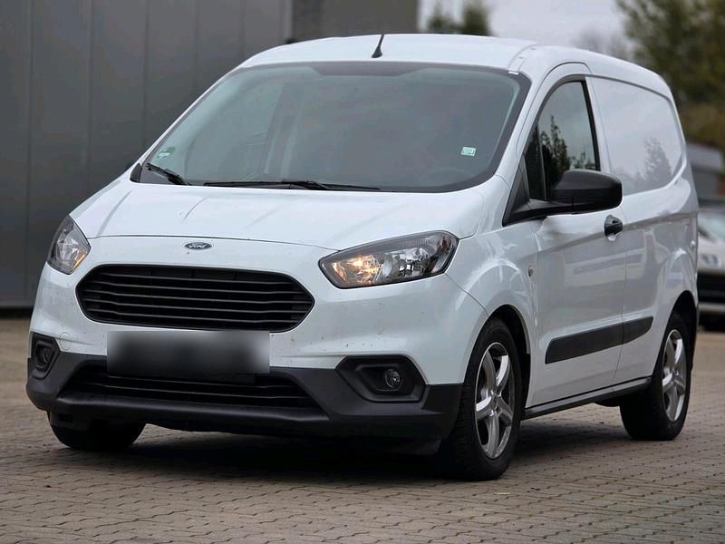 Weiß Gebraucht 2022 Ford Courier Van / Kleinbus | 10.700 € (Fairer Preis) - Bild 1/4