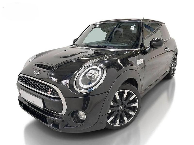 Midnight black metallic Gebraucht 2018 Mini Cooper S Pepper Kleinwagen | 20.330 € (Fairer Preis) - Bild 1/4