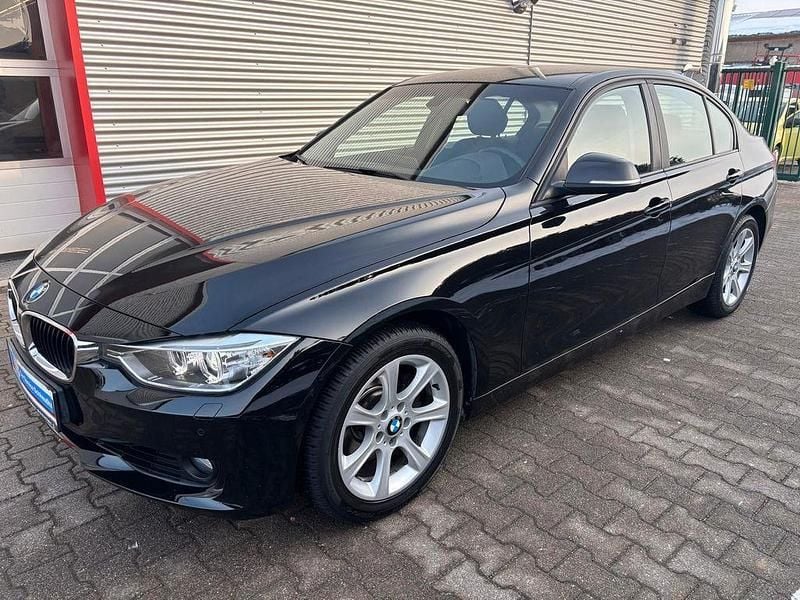 Gebraucht BMW 328 245 PS (180 kW) 2013 Schwarz Limousine
