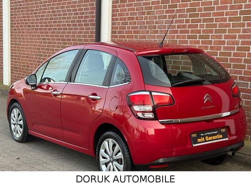Gebraucht Citroën C3 SELECTION 82 PS (60 kW) 2014 Rot Kleinwagen