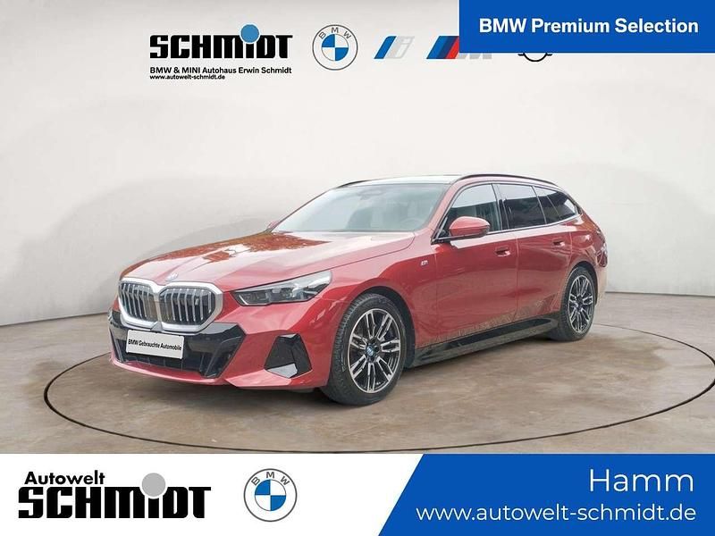 Fire red metallic Gebraucht 2025 BMW i5 M Sport Limousine | 69.890 € (Fairer Preis) - Bild 1/3