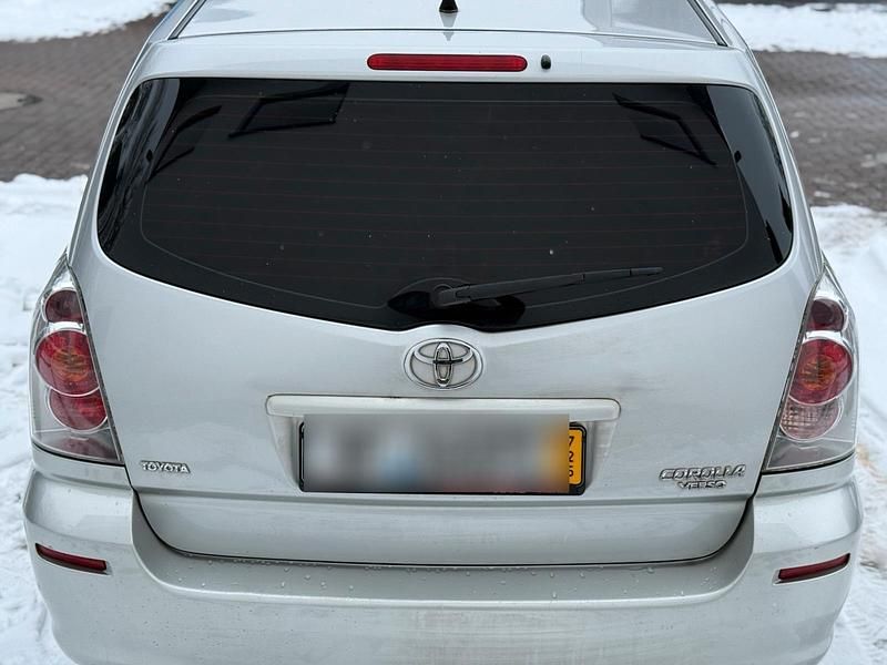 Gebraucht Toyota Corolla Verso 150 PS (110 kW) 2005 Gold Van / Kleinbus