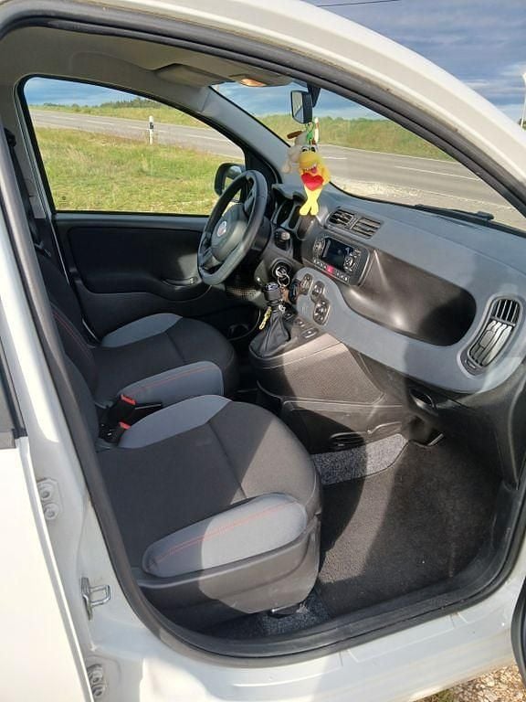 Gebraucht Fiat Panda Easy 69 PS (50 kW) 2019 Weiß Kleinwagen