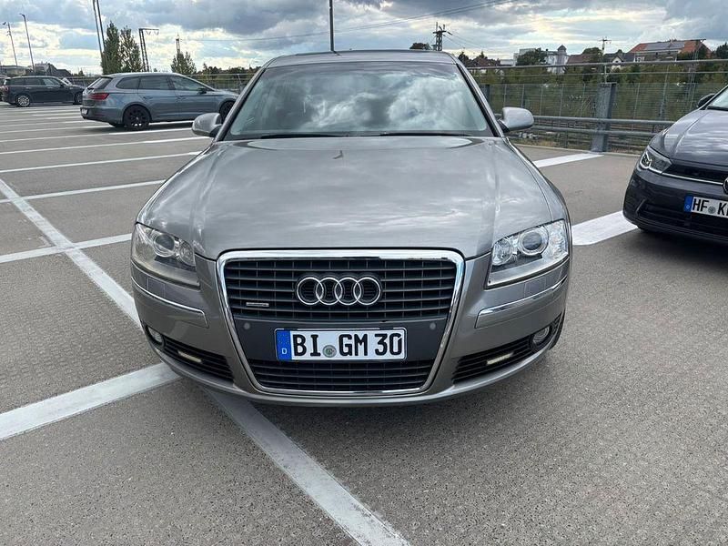 Gebraucht Audi A8 Sport 232 PS (170 kW) 2004 Grau Limousine