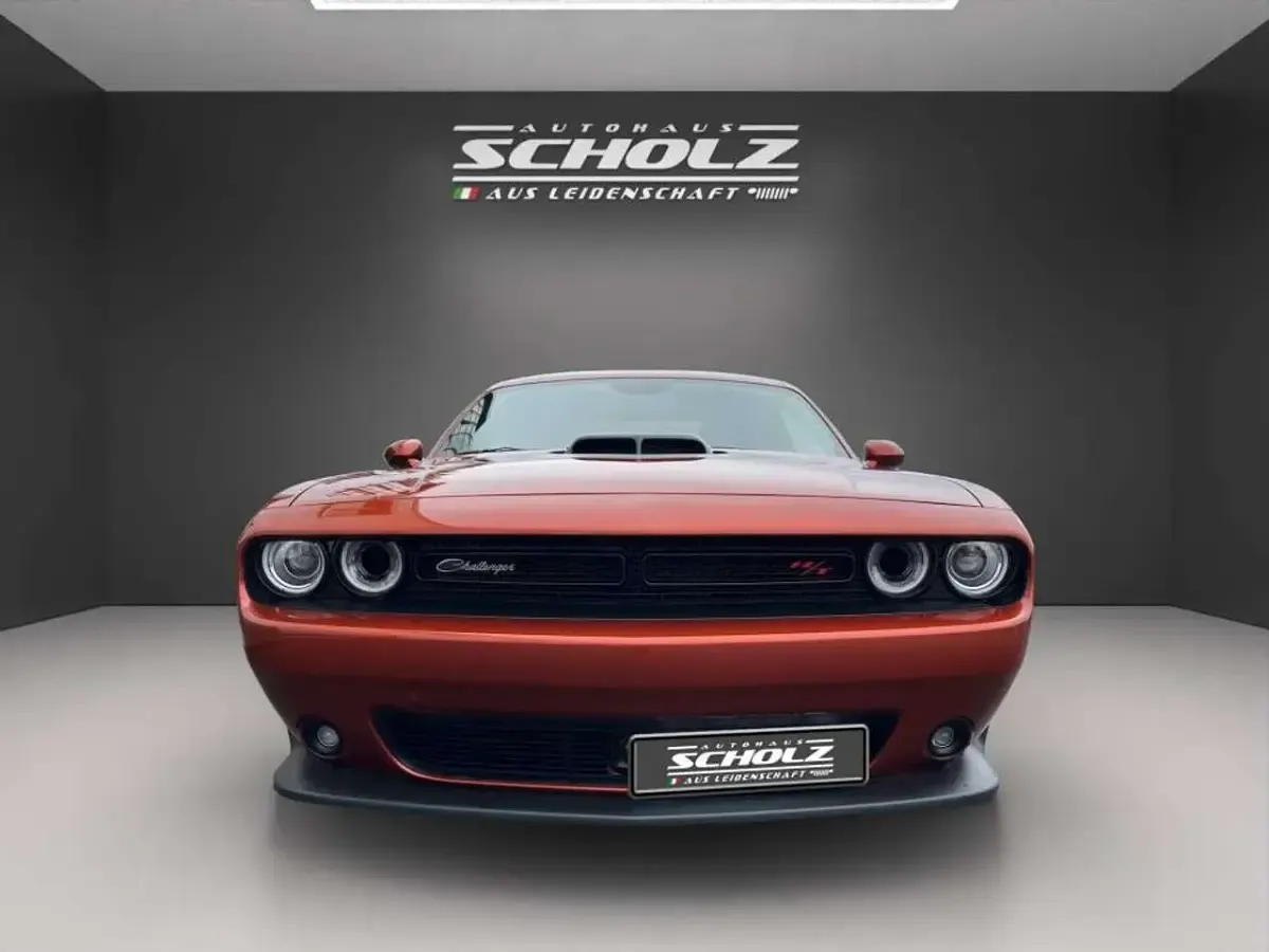 Uusi Dodge Challenger 377 HP (277 kW) 2025 Oranssi Coupe - kaksiovinen
