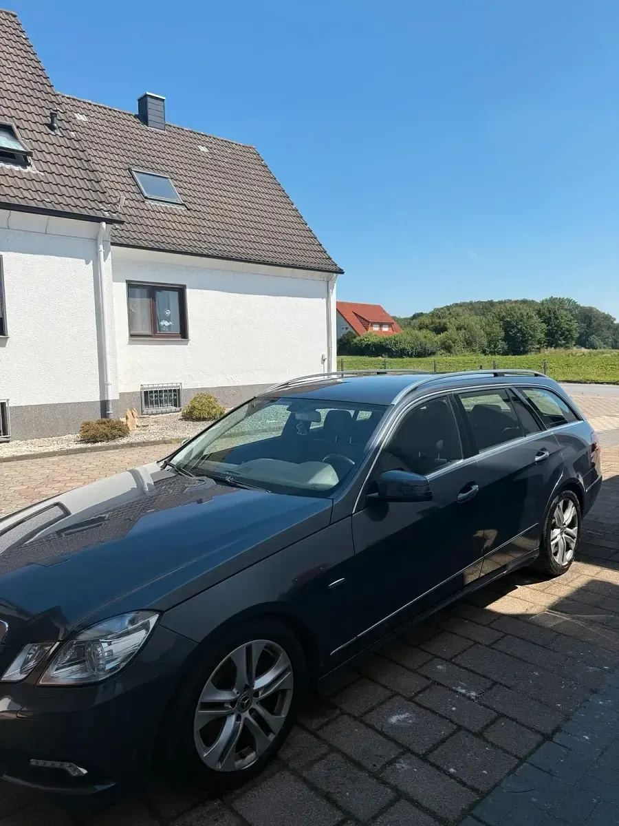 Gebraucht Mercedes 250 204 PS (150 kW) 2010 Grau Kombi