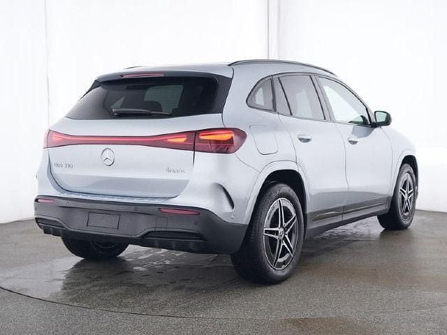 Hightechsilber metallic Gebraucht 2024 Mercedes EQA350 AMG line SUV | 41.880 € (Etwas zu teuer) - Bild 1/4