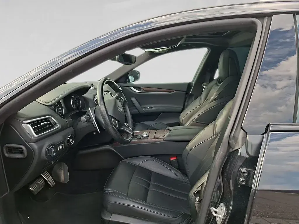 Gebraucht Maserati Ghibli 430 PS (316 kW) 2022 Schwarz Limousine