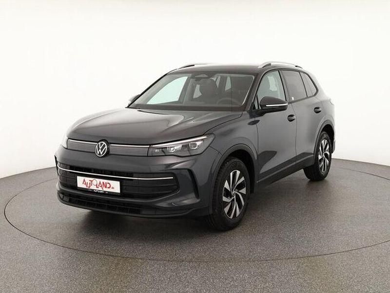Gebraucht VW Tiguan 150 PS (110 kW) 2024 Grau SUV