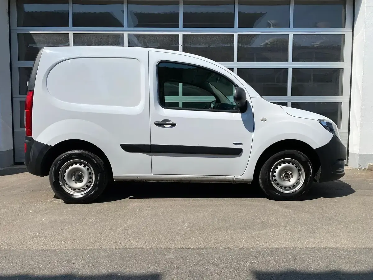 Gebraucht Mercedes Citan 109 90 PS (66 kW) 2017 Weiß Van / Kleinbus