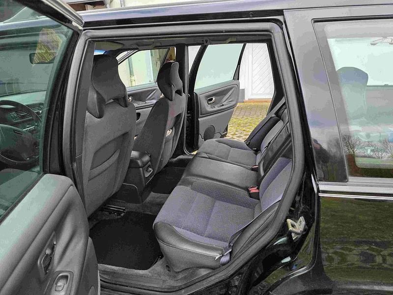 Gebraucht Volvo V70 144 PS (105 kW) 1998 Schwarz Kombi