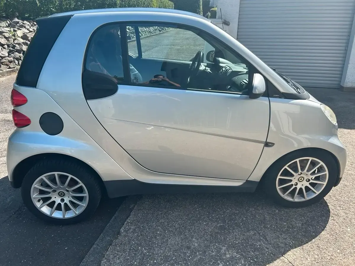 Gebraucht Smart ForTwo Coupé 71 PS (52 kW) 2010 Grau Coupé
