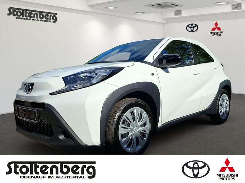 Super white 2 Neu 2025 Toyota Aygo X Business Edition SUV | 17.405 € - Bild 1/4
