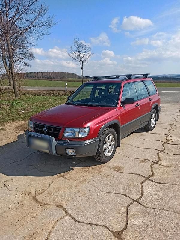 Gebraucht Subaru Forester 120 PS (88 kW) 1998 Rot SUV