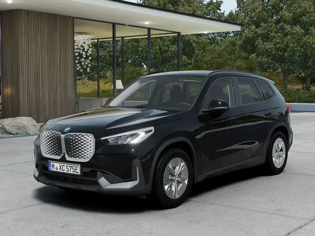 Neu BMW iX1 150 kW (204 PS) 2026 Schwarz SUV