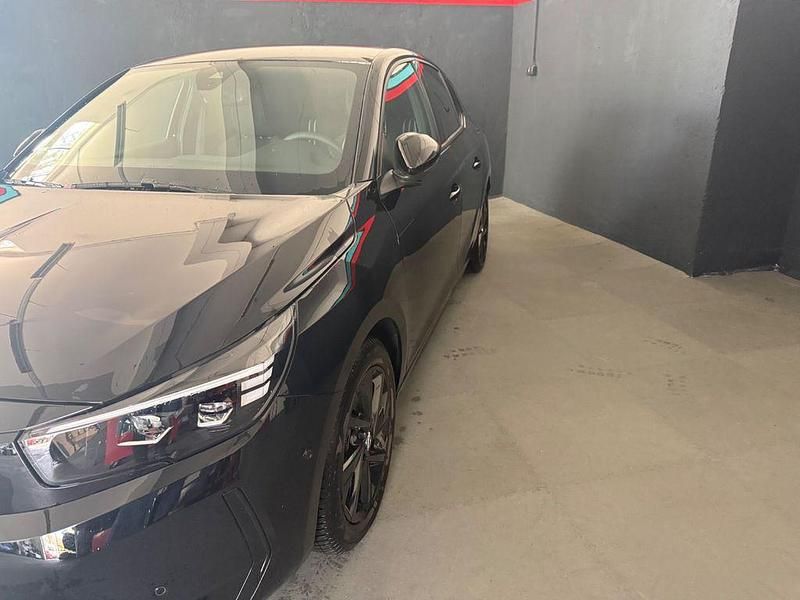 Gebraucht Opel Corsa 101 PS (74 kW) 2025 Schwarz Kleinwagen