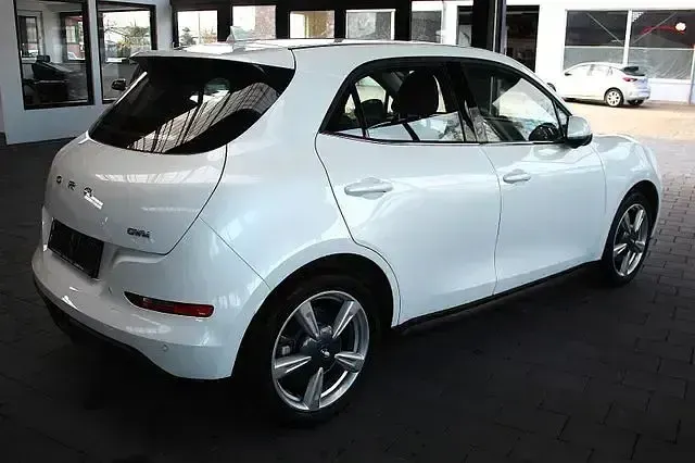 Usata Ora 03 125 kW (171 CV) 2023 Bianco Utilitaria