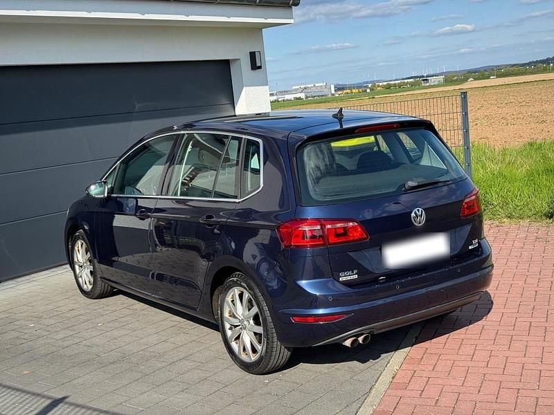 Gebraucht VW Golf Highline 150 PS (110 kW) 2014 Blau SUV