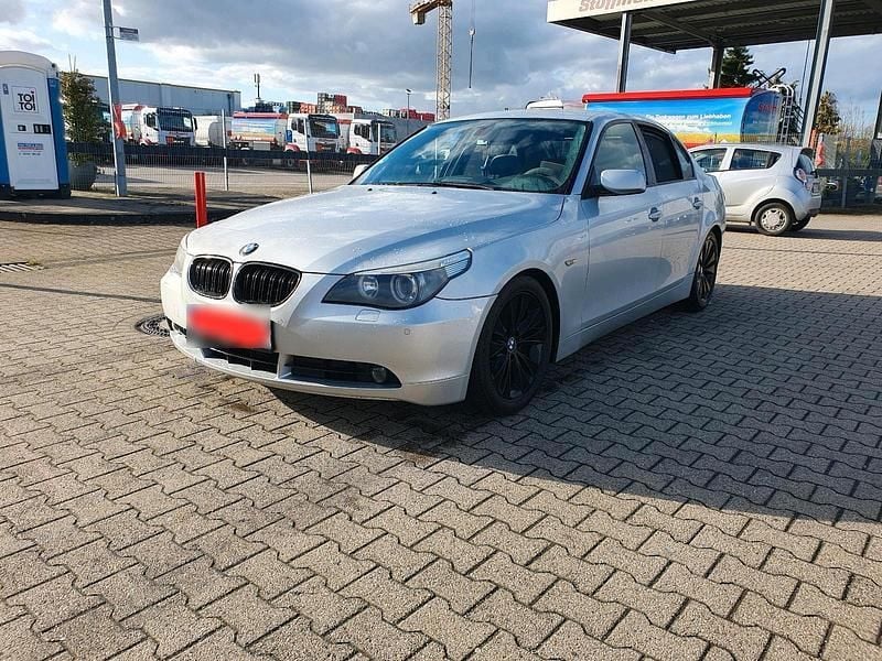 Gebraucht BMW 525 177 PS (130 kW) 2004 Grau Limousine
