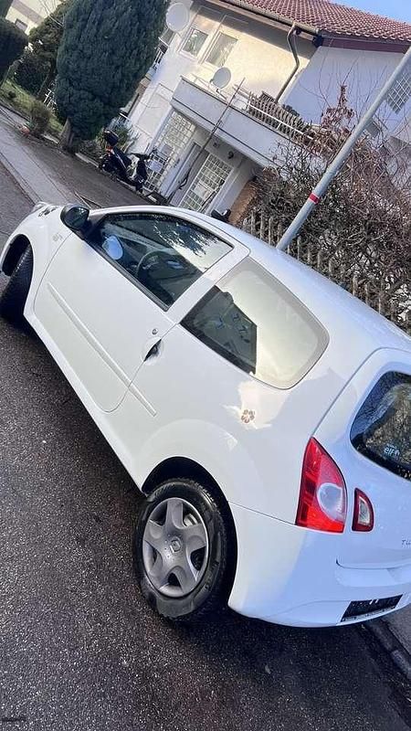 Gebraucht Renault Twingo Expression 75 PS (55 kW) 2012 Weiß Kleinwagen