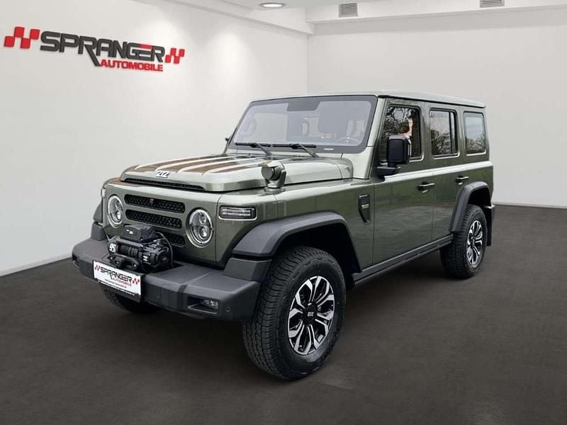 Neu BAW 212 166 PS (122 kW) 2026 Gruen SUV