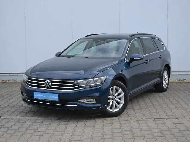Gebraucht VW Passat Business 150 PS (110 kW) 2022 Blau (aquarmarinblau metallic) Kombi