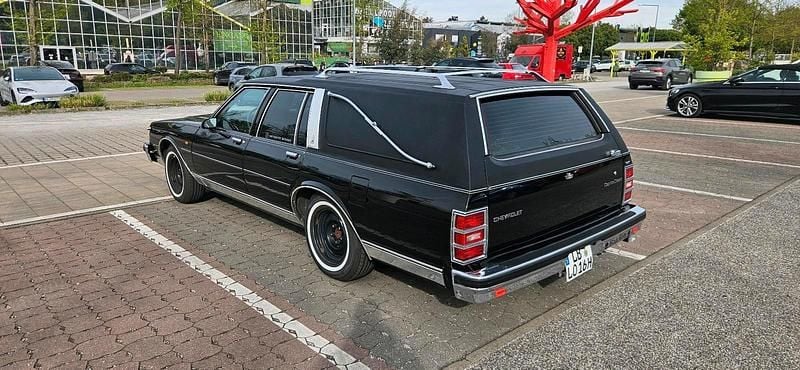 Second-hand Chevrolet Caprice 140 CP (102 kW) 1990 Negru Break