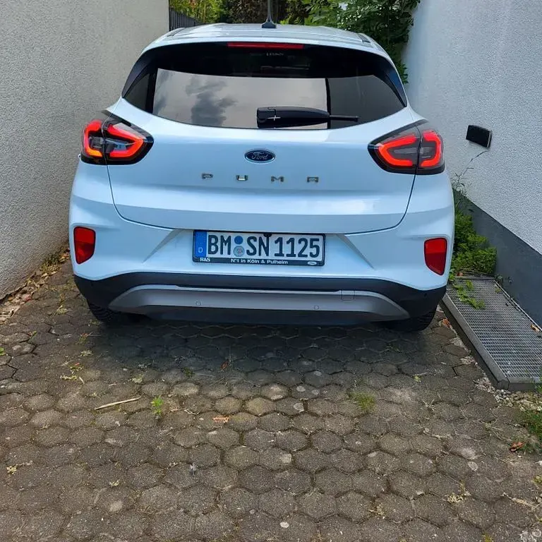Gebraucht Ford Puma Titanium 125 PS (91 kW) 2023 Weiß SUV