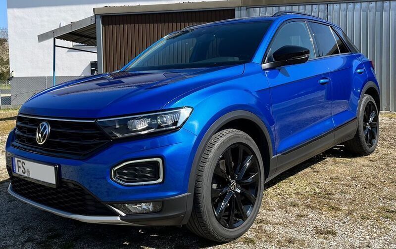 Blau Gebraucht 2020 VW T-Roc Sport SUV | 22.999 € (Etwas zu teuer) - Bild 1/4