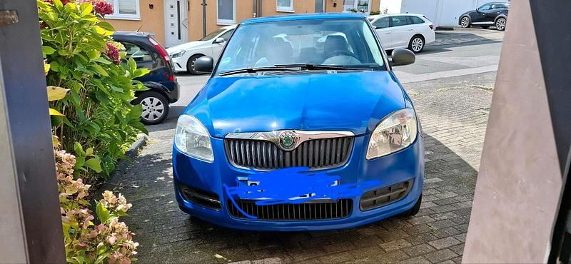 Blau Gebraucht 2009 Skoda Fabia Kleinwagen | 1.200 € (Superpreis) - Bild 1/4