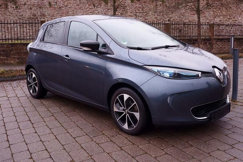 Grau Gebraucht 2018 Renault Zoe Intens Kleinwagen | 7.500 € (Guter Preis) - Bild 1/4