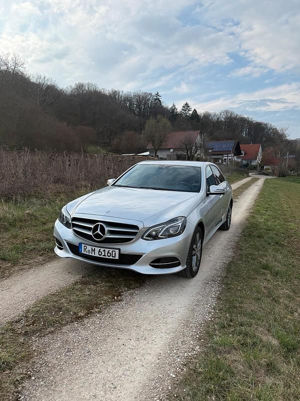 Gebraucht Mercedes E350 252 PS (185 kW) 2013 Silber Limousine