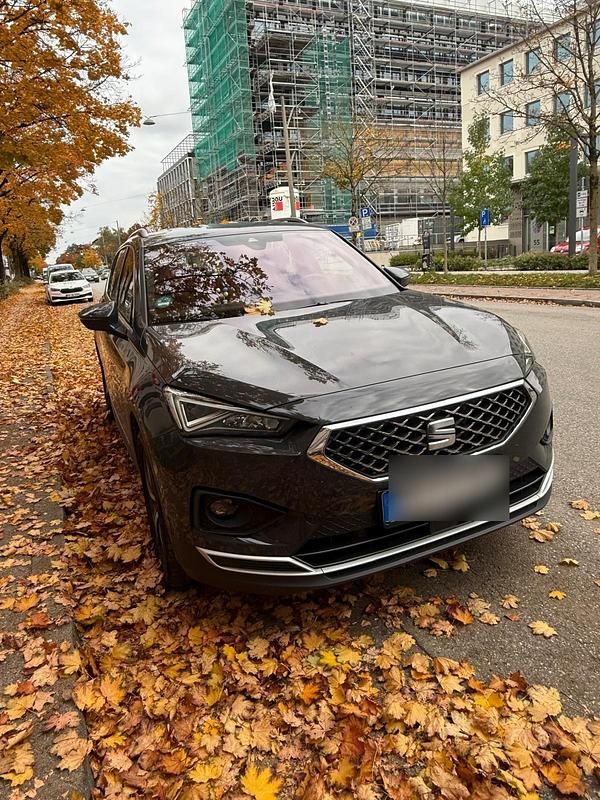 Grau Gebraucht 2021 Seat Tarraco SUV | 29.400 € (Fairer Preis) - Bild 1/4