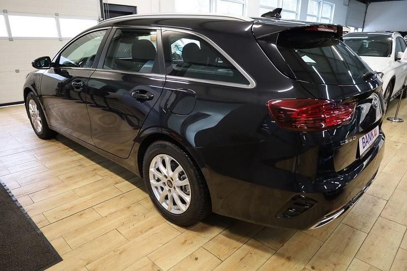 Gebraucht Kia Ceed Sportswagon 105 PS (77 kW) 2021 Schwarz Kombi