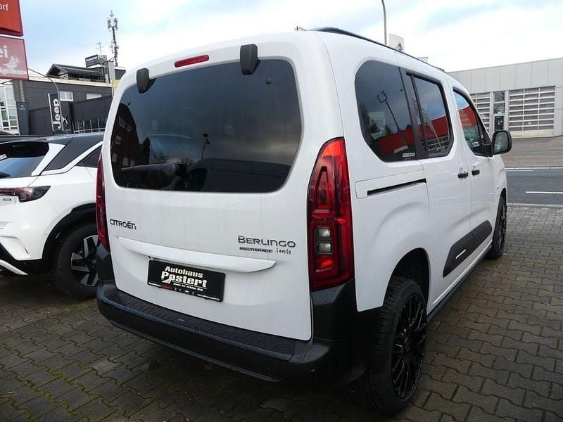 Neu Citroën Berlingo 131 PS (96 kW) 2025 Weiß Van / Kleinbus