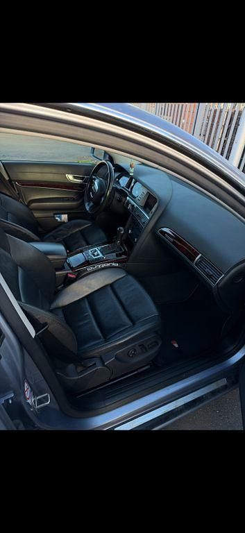 Gebraucht Audi A6 Ambiente 224 PS (164 kW) 2004 Silber Limousine