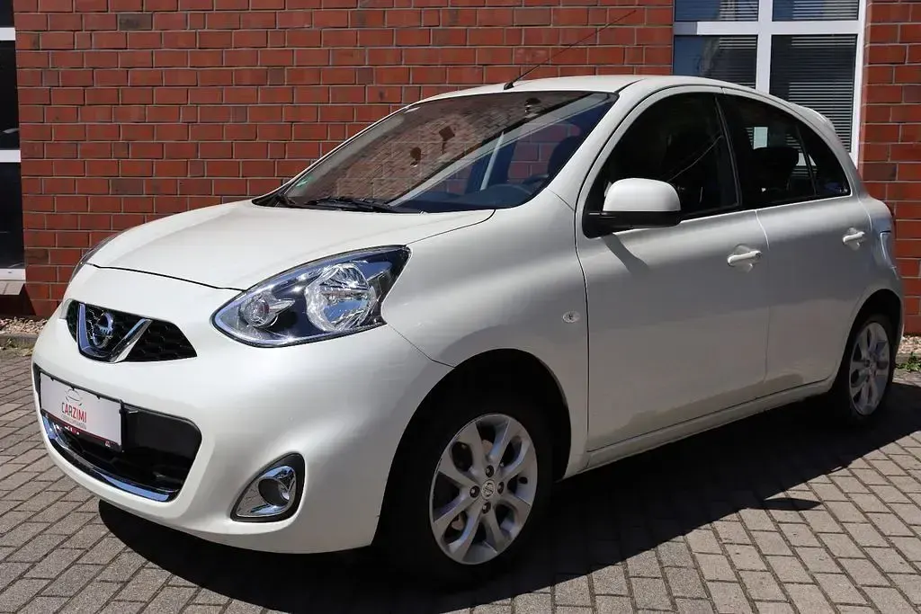 Gebraucht Nissan Micra Acenta 80 PS (58 kW) 2016 Weiß Kleinwagen