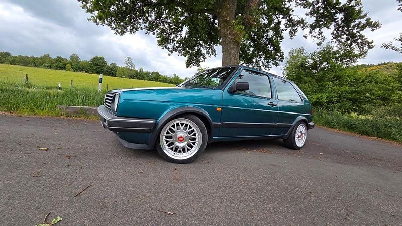 Gebraucht VW Golf III 90 PS (66 kW) 1991 Grün Kleinwagen